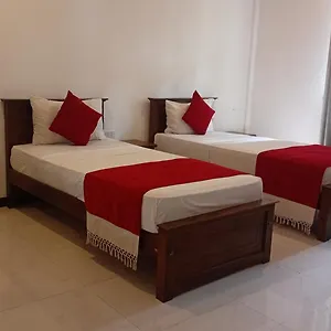 Oyo 278 Rivelka Hotel